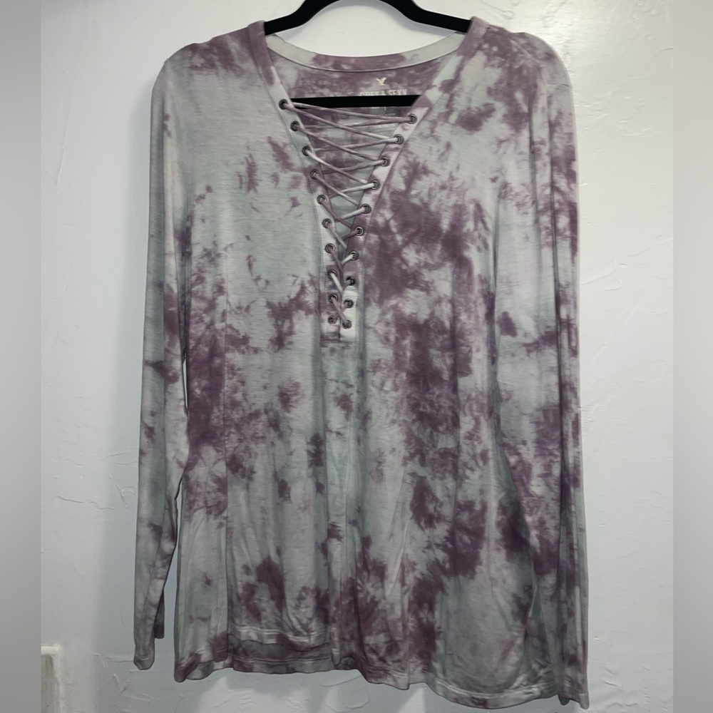 American eagle long sleeve too